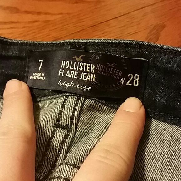 Hollister high rise flare BNWOT - Picture 2 of 4