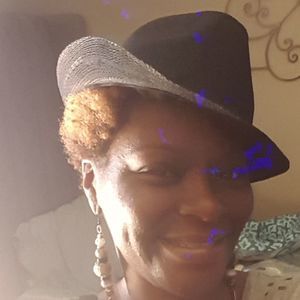 Meet your Posher, Latasha