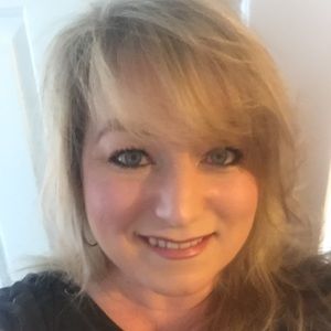 Meet your Posher, Tina