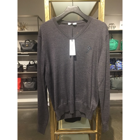 ◽️ Men's Versace V Neck Sweater!
