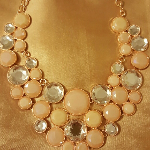 I. N.C  Necklace pink gold. - Picture 3 of 4