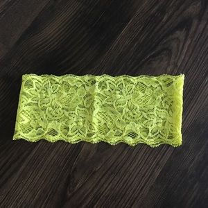 🚨 5/$25 SALE 🚨 3” Wide Thick Bright Yellow Lace Headband Hairband