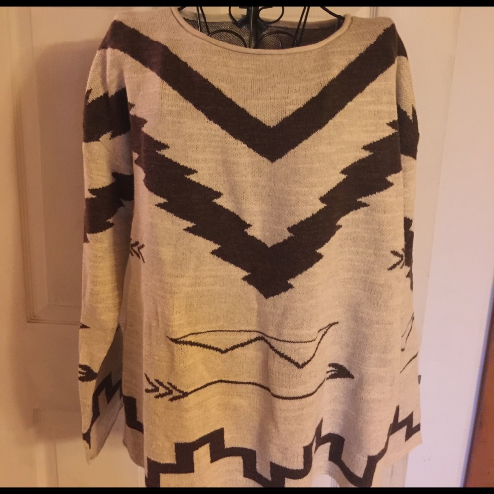 Never worn beautiful sweater
