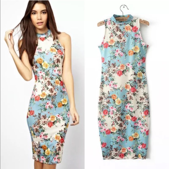 🆕Summer Floral Body Con Dress
