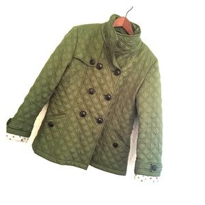 Lightweight quilted rainproof jacket