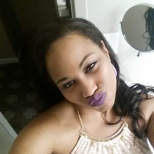 Meet your Posher, Candace