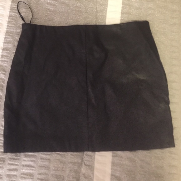 Forever 21 Leather Mini - Picture 3 of 4