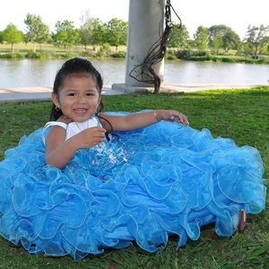 Meet your Posher, Hermelinda