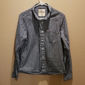 Hollister Button Down Shirt - M