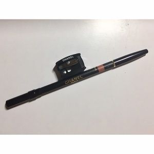 [Chanel] used once precision lip definer, Natural