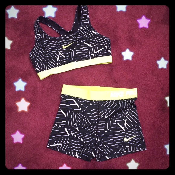 Brand new Nike set ✔️🎀
