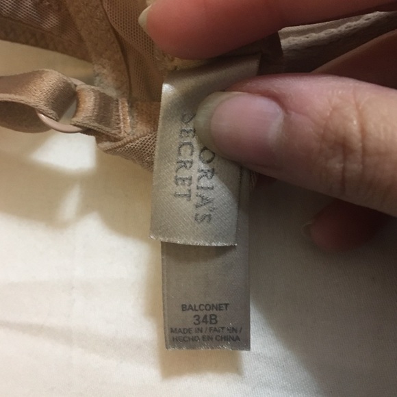 Victoria Secret's size 34B bra. - Picture 4 of 4