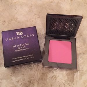 Urban decay afterglow 8 hour blush