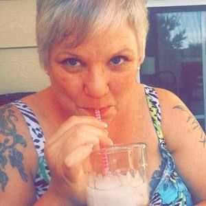 Meet your Posher, Gina