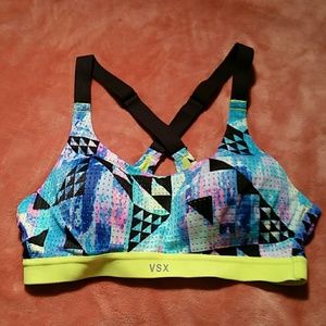 VSX lightweight sport bra by Victoria Secret