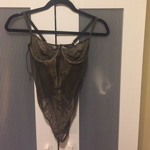 VICTORIA'S SECRET | Olive green bodysuit