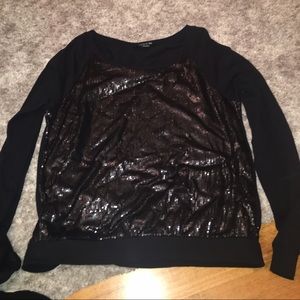 Black sweatshirt with sequins