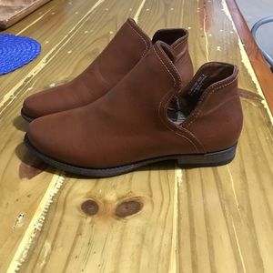 Side cut out ankle booties