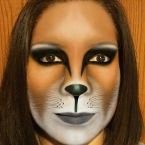 Meet your Posher, Lilia