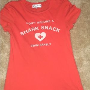 Wild fox t shirt. Great condition. Size M