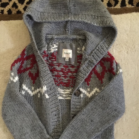 Women's Hand knit hooded sweater