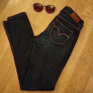 ♨Levi's Demi Curve Slim Fit/Skinny Dark Blue Jeans