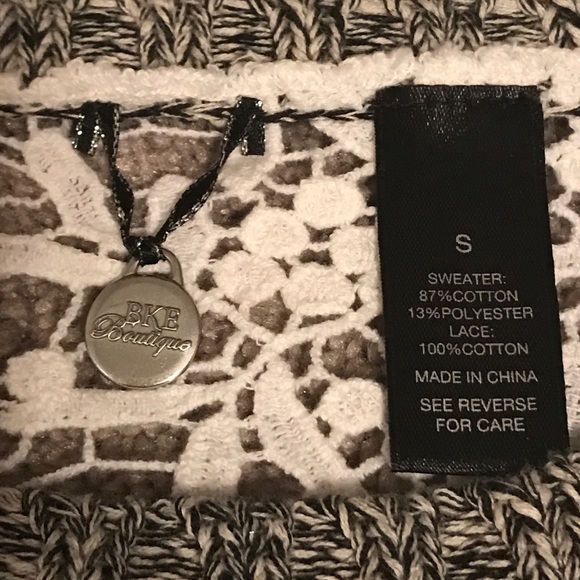 BKE Sweater - Picture 2 of 4