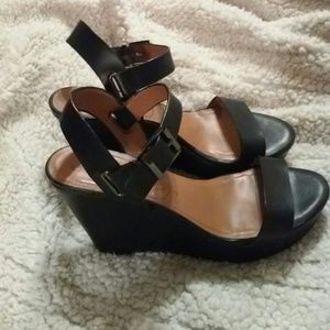 Wedges by arturo chiang. 9.5