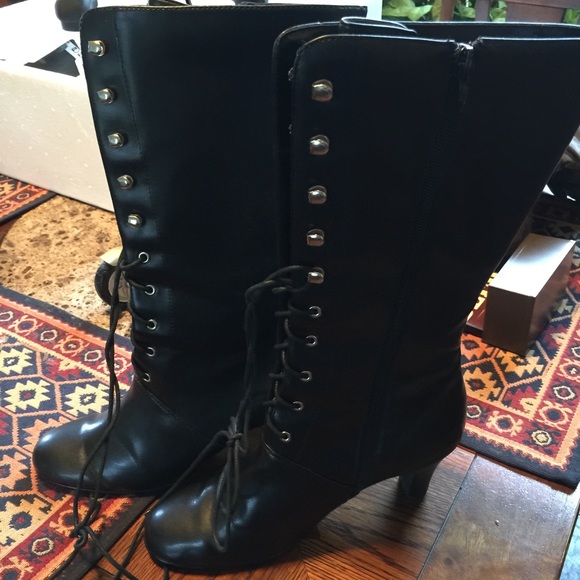 Black boots size 8 - Picture 1 of 4