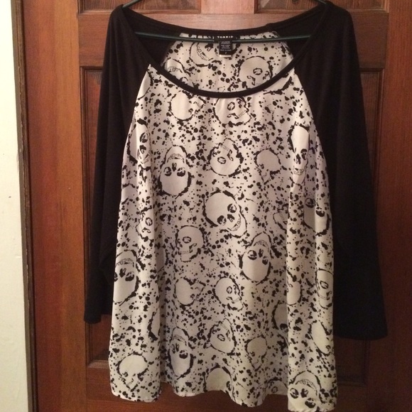 Skull blouse