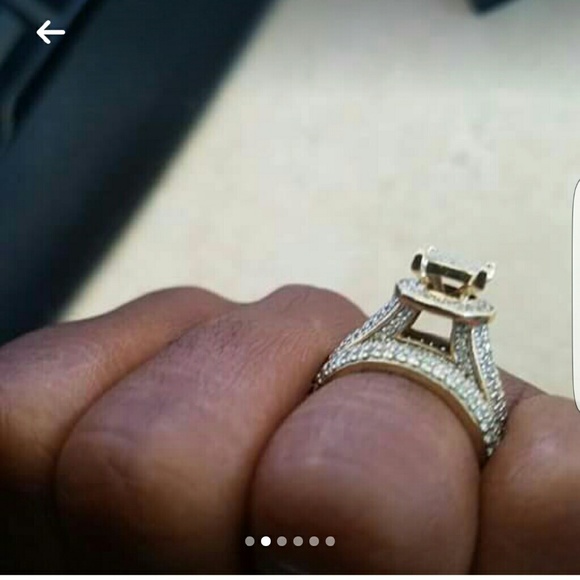 Rings - Picture 2 of 4