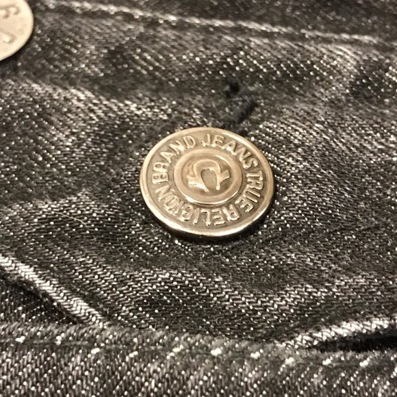 True Religion - Picture 4 of 4