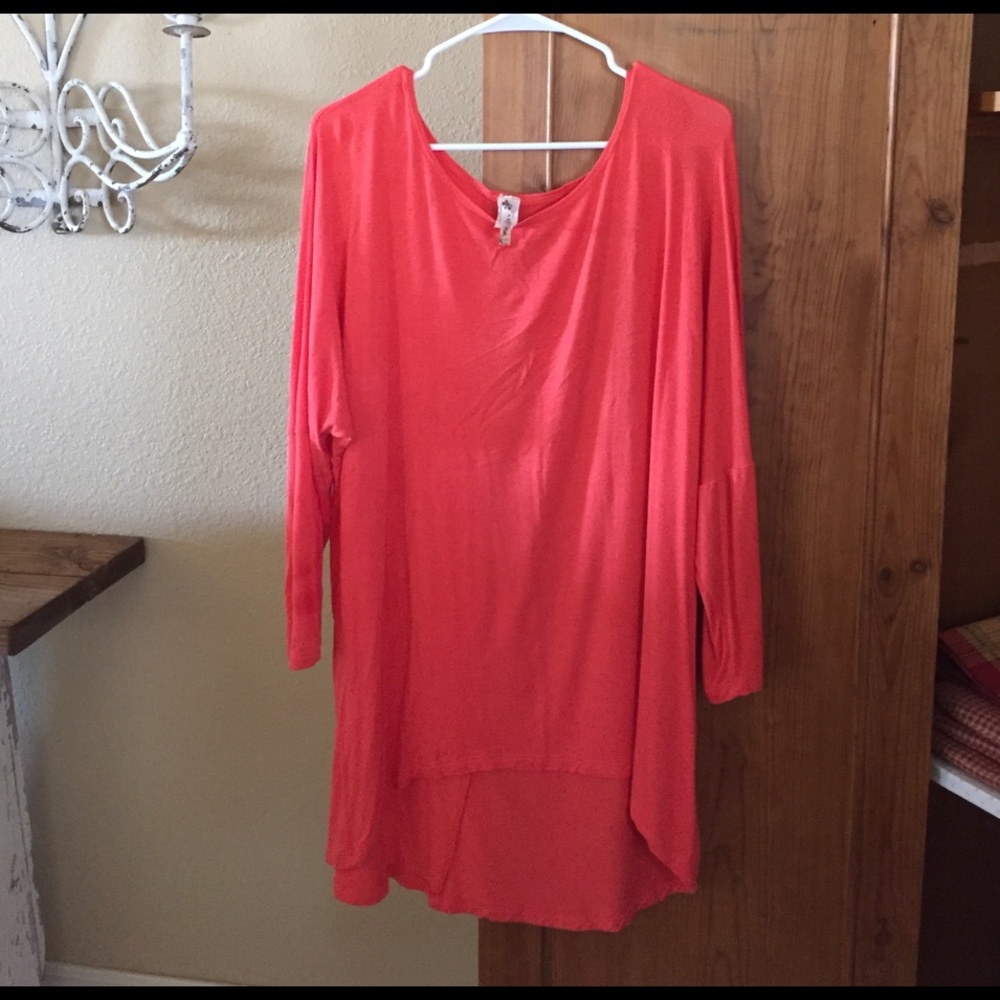 High Low Piko Style Top