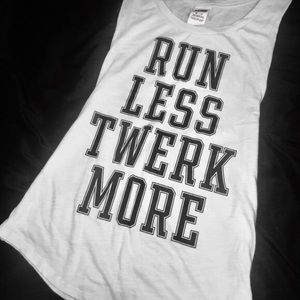 🌻2-hour sale 🌻PINK Muscle Tank