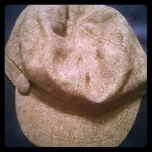 Tweed page boy cap