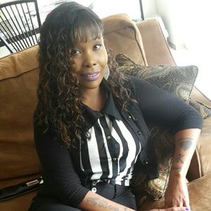 Meet your Posher, Anika