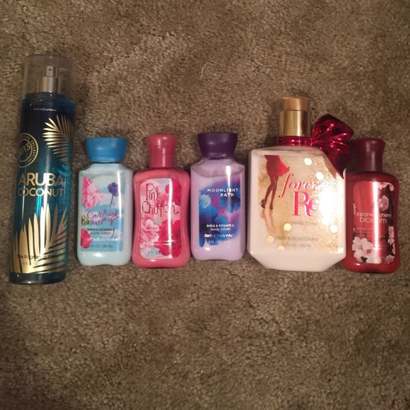 Lot of bath and body works lotion!