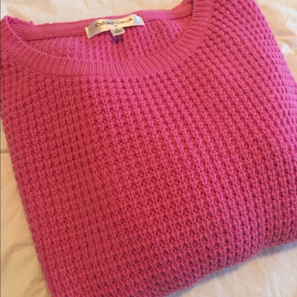 Pink sweater - Picture 2 of 3