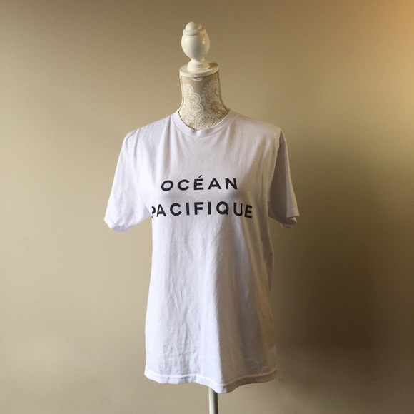 Brandy Melville Tops - Brandy Melville Océan Pacifique tee