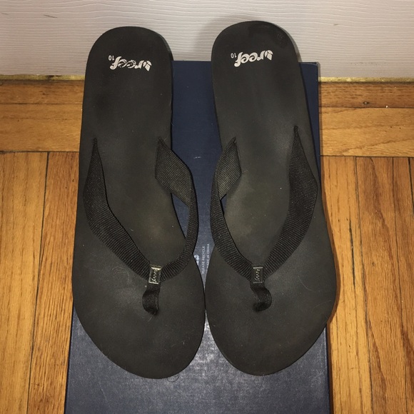 Black Reef Flip-Flops 🕶🖤