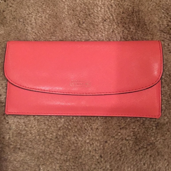 Light pink coach wallet