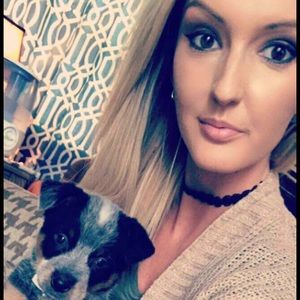 Meet your Posher, Brooke