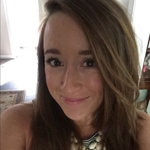 Meet your Posher, Ally