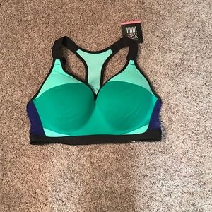 Victoria secret sports bra.