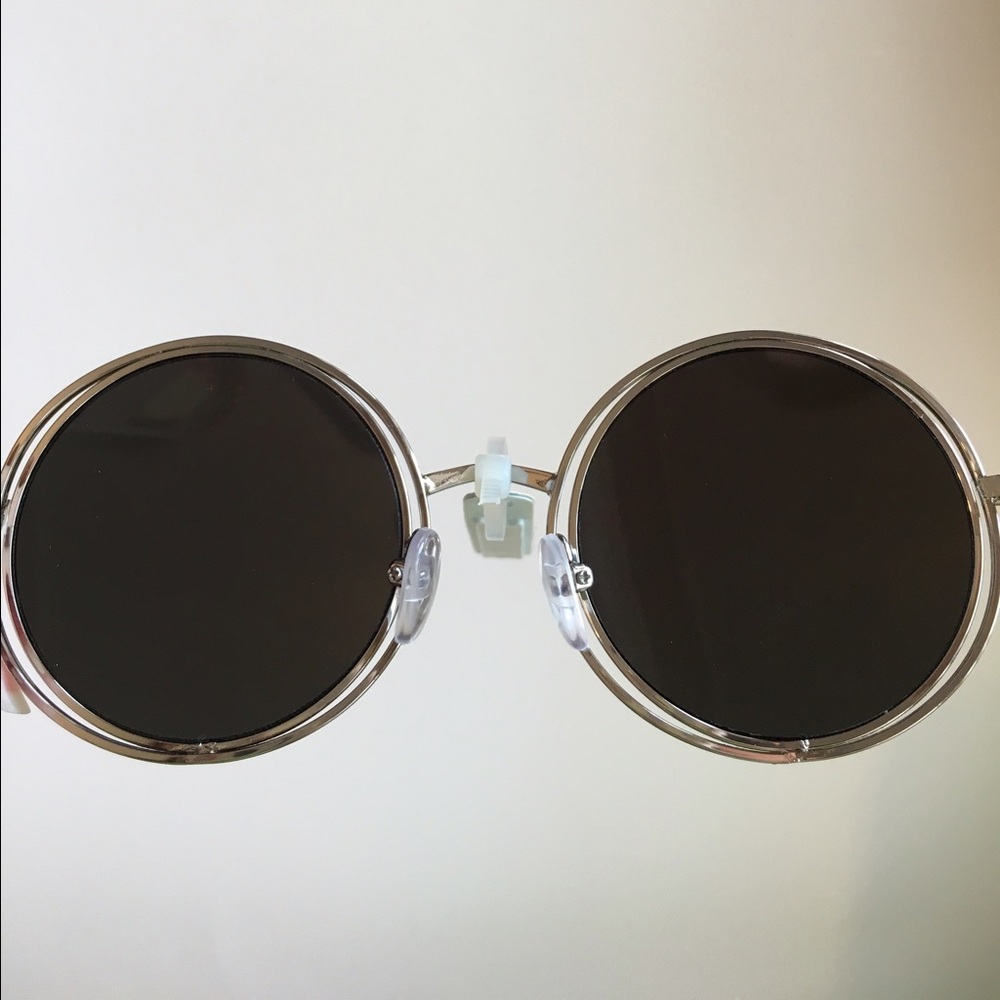 Free People Round Sunnies - Picture 4 of 7