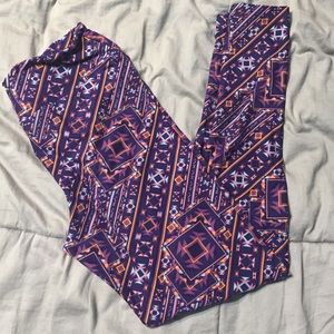 Lularoe Tall and Curvy Leggings