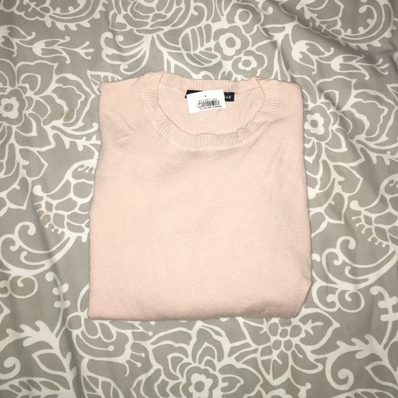 PINK BM soft sweater. Never worn.