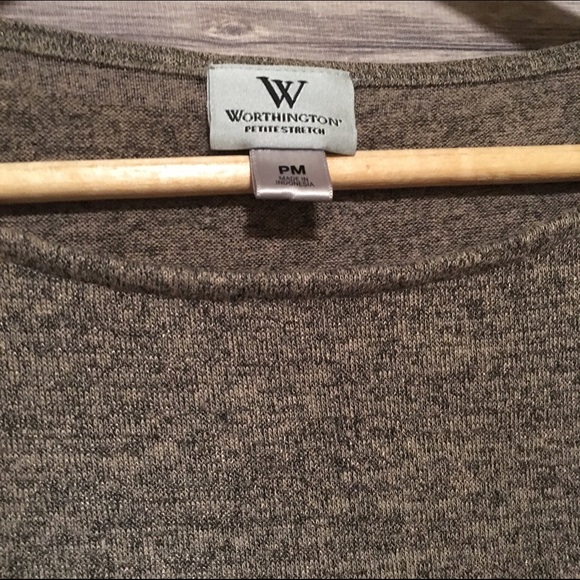 Worthington petite stretch top with matching belt - Picture 4 of 4