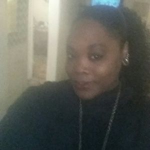 Meet your Posher, Takeisha