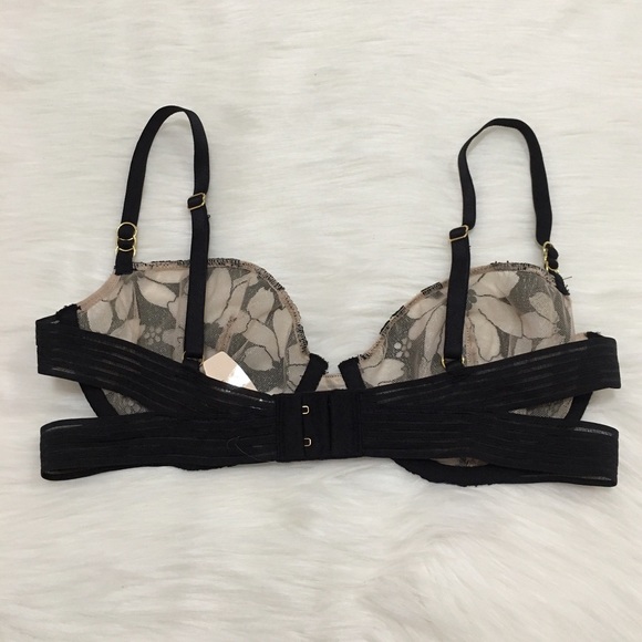 VS Unlined Balconet 34C - Picture 3 of 4